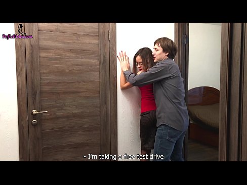 ❤️ Sexy Realtor Sensuly Jerks rẹ obo ati fokii Lakoko ti o n ta iyẹwu Rẹ - Krempai ni% yo.hentaiser.ru  ❌️❤